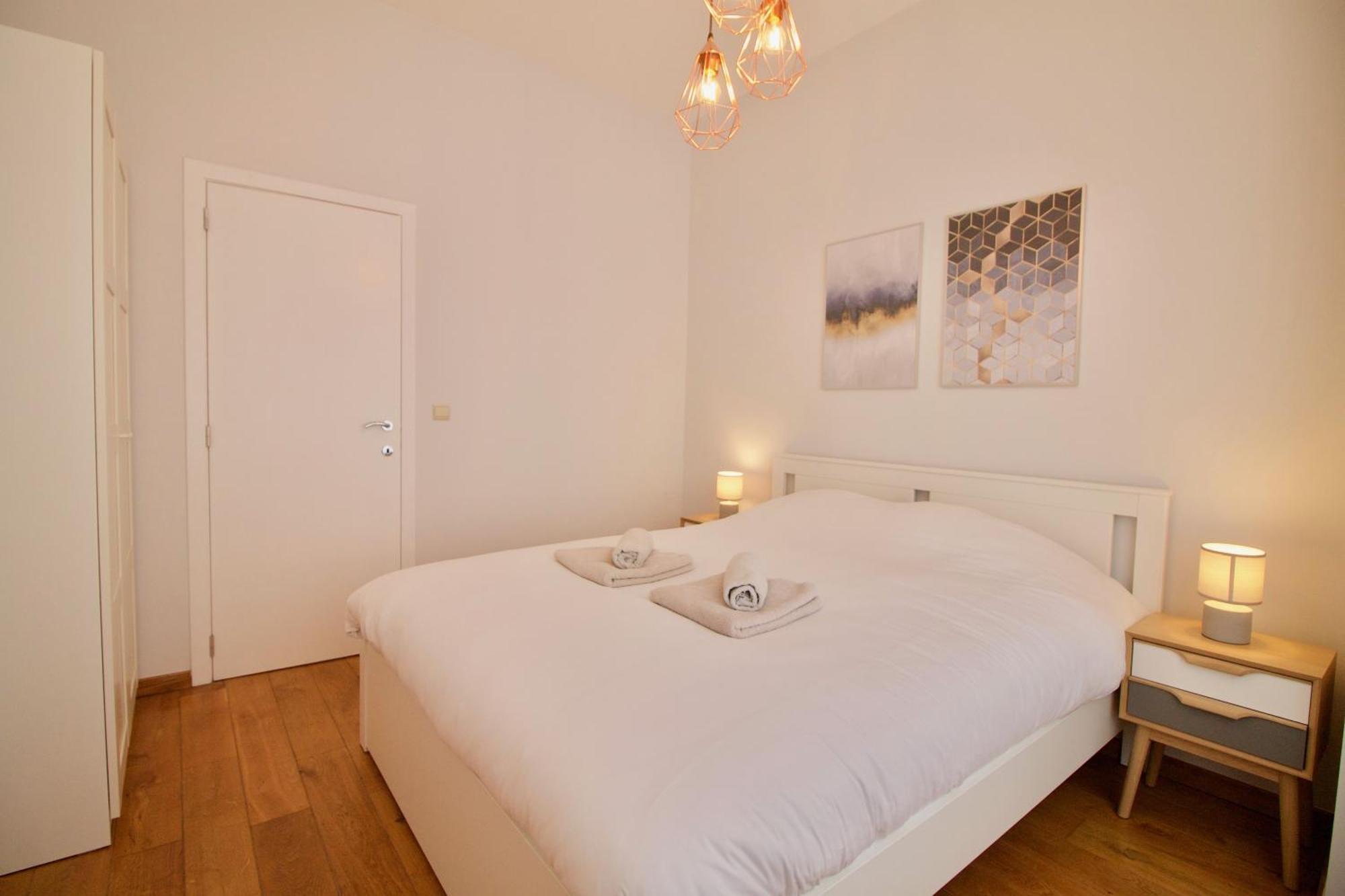 Heart Of Grand Place - Stunning 3Br Triplex Bryssel Exteriör bild